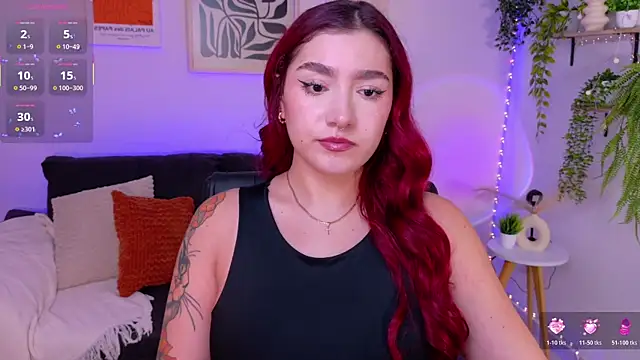 Snapshot of ViolettCastel chatting on May 17, 7:32 pm ViolettCastel online show from May 17, 7:32 pm