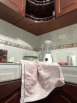 sweetsarabig22cm online show from April 11, 4:39 am