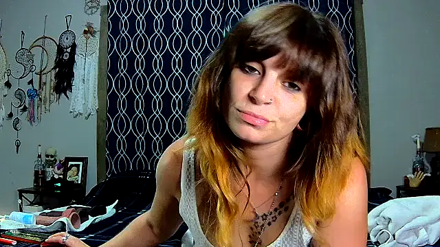 ZeelaXoXo online show from October 10, 4:44 am