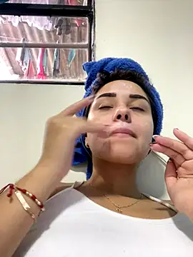 Kimmymadison- online show from October 22, 7:57 pm