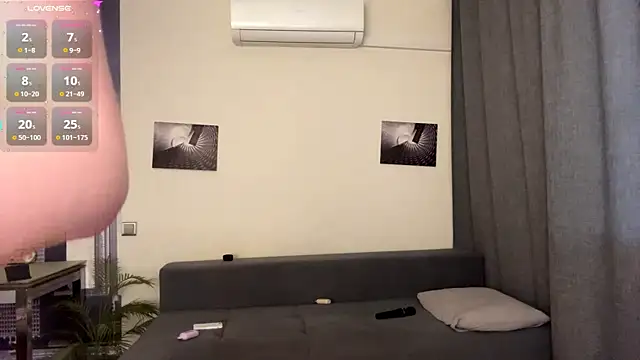Snapshot of AsteriaHamel chatting on March 26, 5:13 am AsteriaHamel online show from March 26, 5:13 am