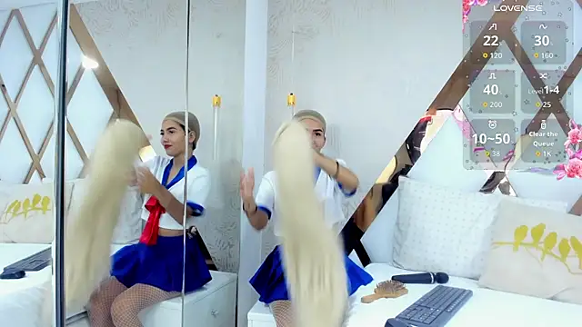 Alexa Blake   online show from February 23, 7:33 pm