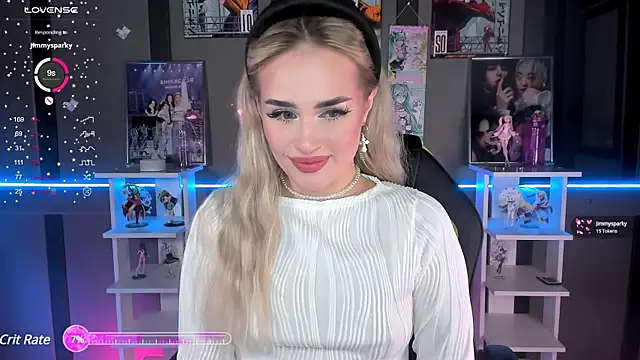 Snapshot of Ellen_Soft chatting on February 6, 5:19 pm Ellen Soft online show from February 6, 5:19 pm