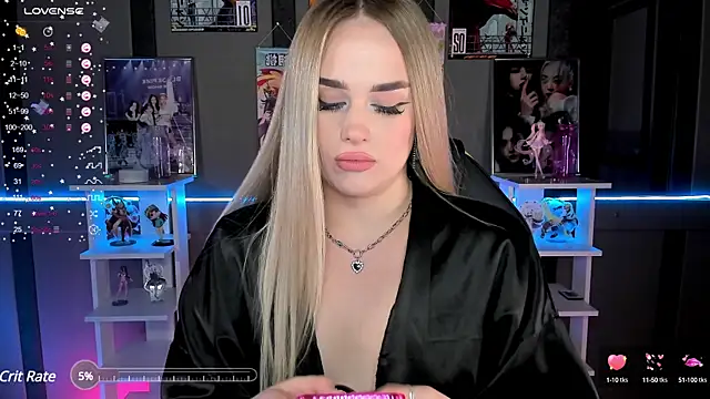 Snapshot of Ellen_Soft chatting on March 18, 4:37 pm Ellen Soft online show from March 18, 4:37 pm