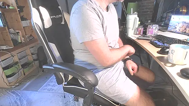 MagnusCockus online show from May 7, 12:21 pm