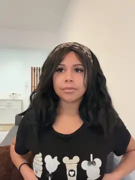 HaileyDiana online show from February 19, 11:06 am