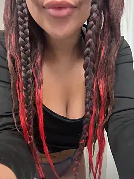 HaileyDiana online show from April 1, 7:31 am