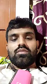 Snapshot of sanik_2428 chatting on December 29, 3:24 pm sanik 2428 online show from December 29, 3:24 pm