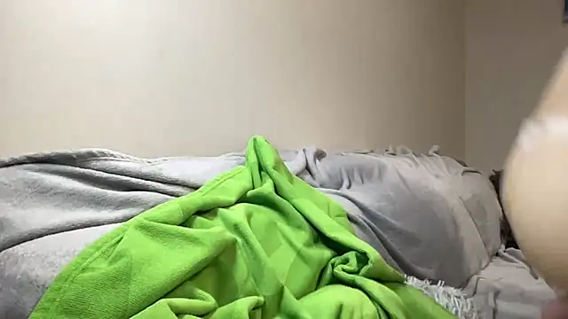 lexihot0000 online show from March 28, 1:00 pm