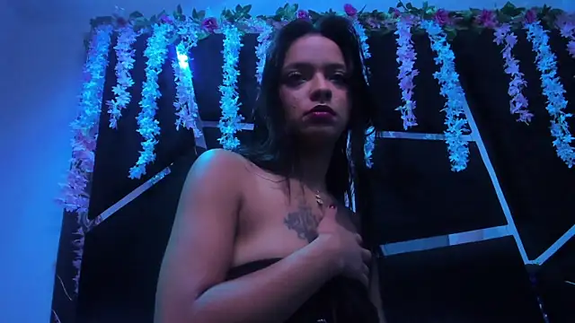 Snapshot of MaddyHudson chatting on October 10, 5:56 pm MaddyHudson online show from October 10, 5:56 pm