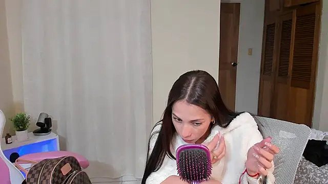 shanakendal2 online show from February 18, 8:14 pm