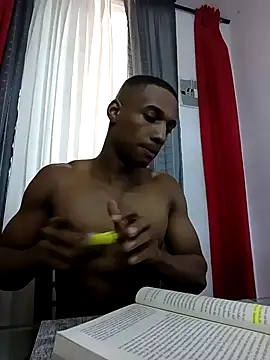 Snapshot of Malkongarcia chatting on February 19, 2:57 pm Malkongarcia online show from February 19, 2:57 pm