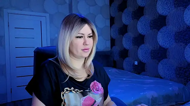 natusik online show from December 18, 2:32 am