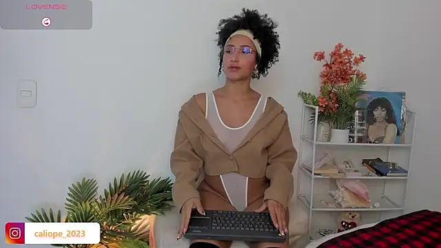 Snapshot of mulata_1ch chatting on February 21, 12:55 am mulata 1ch online show from February 21, 12:55 am