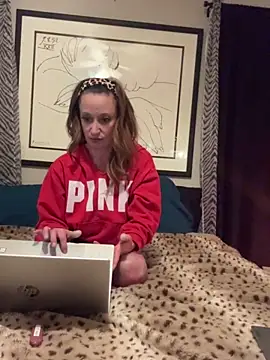 My HotwifeNikki23 online show from January 20, 6:53 am