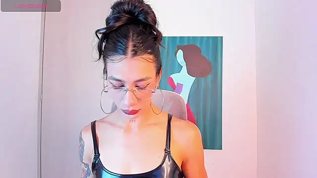 sofiaa grey  online show from February 10, 3:49 pm