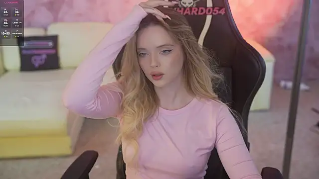 Cassy-Celestial  online show from February 2, 8:46 am