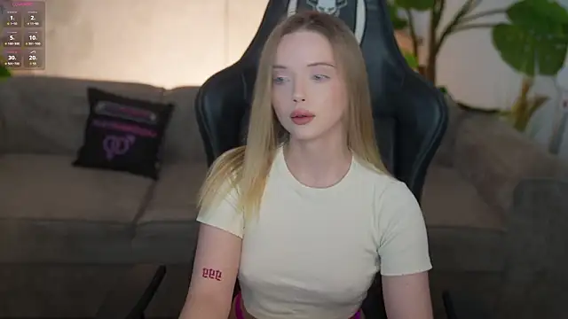 Cassy-Celestial  online show from March 1, 8:27 am