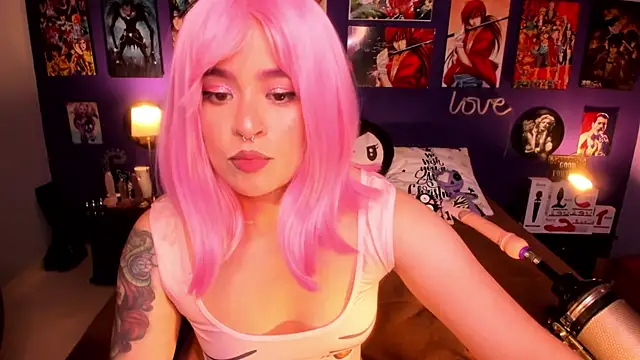 Snapshot of anne_cross chatting on December 24, 2:54 am anne cross online show from December 24, 2:54 am