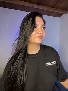 Snapshot of DashaStar chatting on January 3, 4:11 am DashaStar online show from January 3, 4:11 am