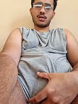 Snapshot of alesssterling chatting on February 22, 11:57 am alesssterling online show from February 22, 11:57 am