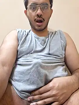 Snapshot of alesssterling chatting on March 22, 2:58 pm alesssterling online show from March 22, 2:58 pm