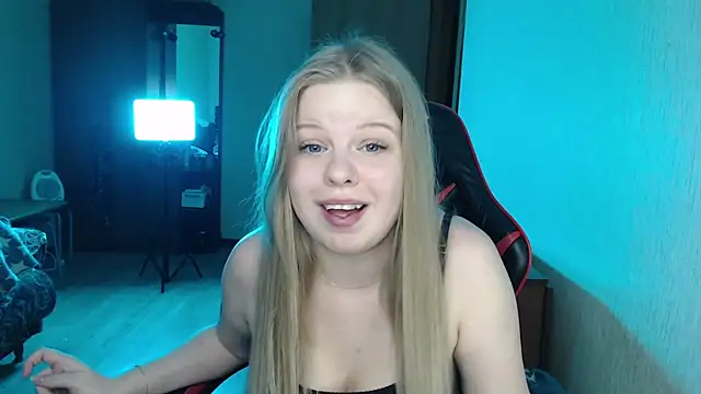 Snapshot of Angelic_Lika chatting on January 24, 6:04 pm Angelic Lika online show from January 24, 6:04 pm