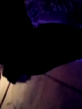 ySqmbVanbe online show from April 18, 11:25 am