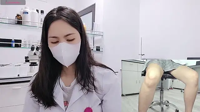 Kathylove 2023 online show from April 24, 8:28 am