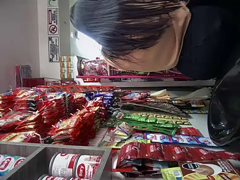 Snapshot of Sol_biglips chatting on January 14, 9:30 pm Sol biglips online show from January 14, 9:30 pm