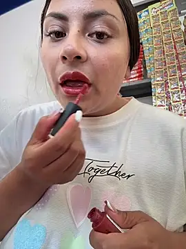 Snapshot of Sol_biglips chatting on September 16, 6:09 pm Sol biglips online show from September 16, 6:09 pm