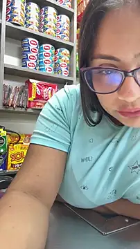 Snapshot of Sol_biglips chatting on November 25, 11:27 pm Sol biglips online show from November 25, 11:27 pm