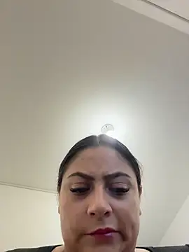 Sol biglips online show from February 24, 2:37 pm