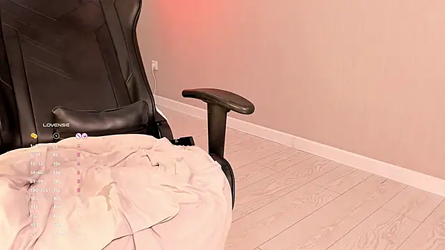 Snapshot of aya_shy chatting on March 18, 1:20 pm aya shy online show from March 18, 1:20 pm