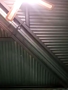 HandsomeBuoyy21 online show from April 18, 10:30 am