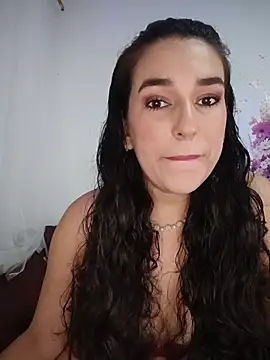 selem hadid online show from February 28, 9:05 pm