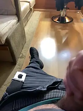 Snapshot of _themask_ chatting on December 24, 1:27 am  themask  online show from December 24, 1:27 am