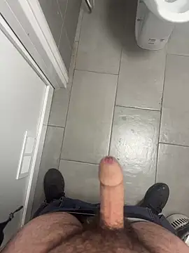 Snapshot of _themask_ chatting on March 10, 8:56 pm  themask  online show from March 10, 8:56 pm