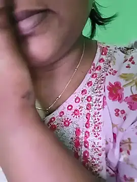 Snapshot of NEHA-DESHI chatting on May 18, 6:58 pm NEHA-DESHI online show from May 18, 6:58 pm