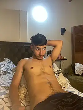 tom thick online show from December 19, 4:56 am