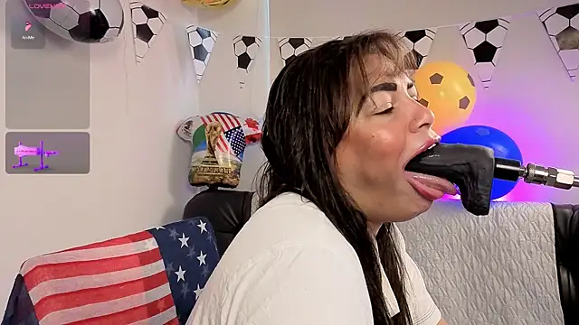 Snapshot of Anabel693 chatting on June 19, 2:54 pm Anabel693 online show from June 19, 2:54 pm