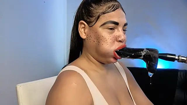 Snapshot of Anabel693 chatting on August 2, 4:27 pm Anabel693 online show from August 2, 4:27 pm