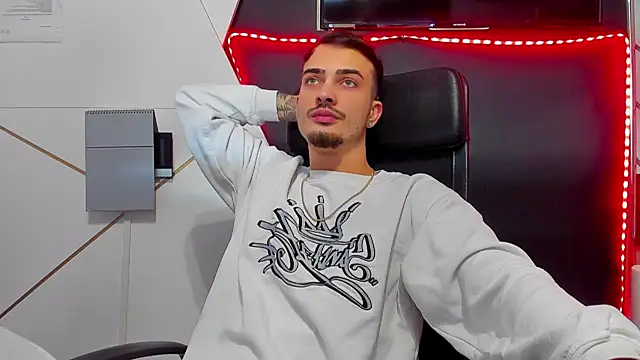 BrandonTate online show from February 19, 10:33 am