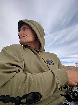 FloppyPickle4u online show from January 6, 9:39 pm