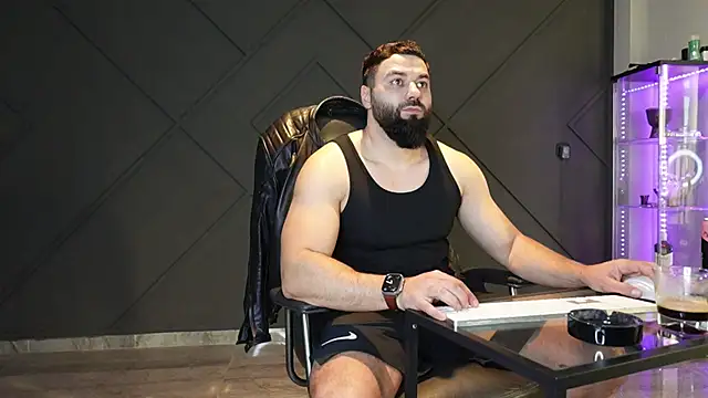 mattmasterss online show from April 5, 3:42 pm