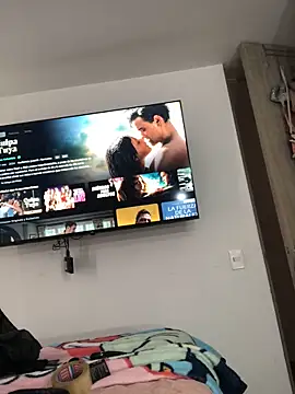 Valeriasaenzz  online show from February 12, 8:18 pm