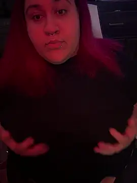 Juicyjordie online show from October 31, 3:29 am