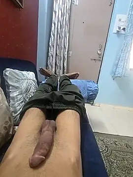 Yours1311 online show from January 18, 10:30 am