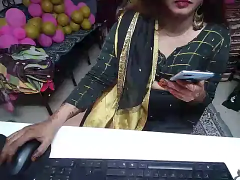 Arushisingh8888 online show from December 17, 12:00 pm