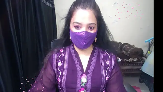 Snapshot of Arushisingh8888 chatting on May 4, 2:02 pm Arushisingh8888 online show from May 4, 2:02 pm